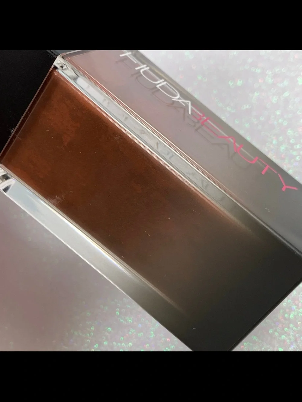 Huda Beauty Faux Filter Foundation Ganache 560R BNIB